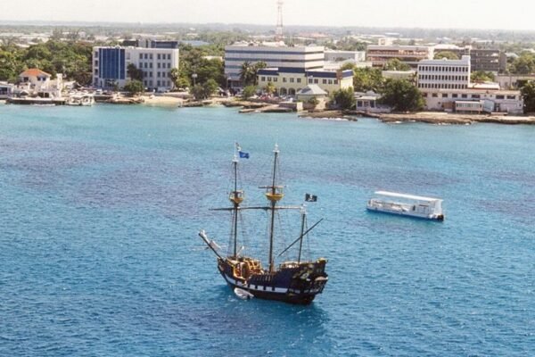 Cayman Islands Now Requires Licensing for Crypto Custody and Trading Companies Cayman Islands (Creative Commons)
